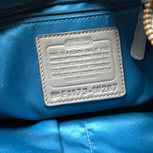 Classic Coach Hobo/Crossbody - Picture 5 of 6